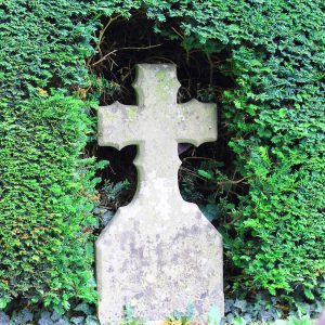 Arty Cross Gravestone in Charlton on Otmoor